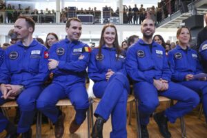 Se gradúan cinco nuevos astronautas en el Centro Europeo de la ESA en Colonia (Alemania)