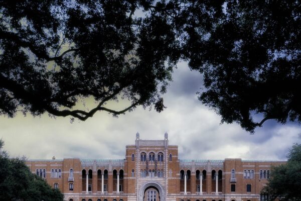Una revista ubicó a 3 campus universitarios de Texas entre los más bonitos de EE.UU.