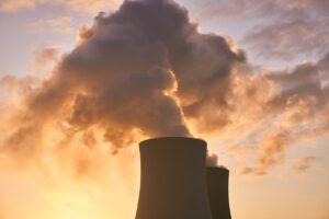 EE.UU. planea construir microrreactores nucleares en bases de NY, Texas y otros tres estados