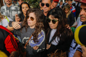 Un hijo de Maradona solicita apartar a dos hermanas de su padre del juicio por su muerte