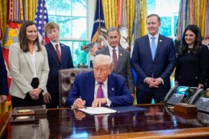 El intento de Trump de cesar la ciudadanía por nacimiento llega este jueves al Supremo