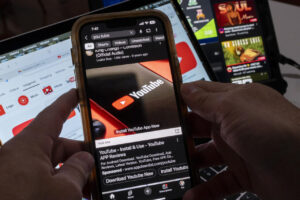 Australia considera incluir a YouTube en la ley que prohíbe el acceso de menores a redes