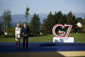 Empieza la cumbre del G7 marcada por Irán con una recepción de Emmanuel y Brigitte Macron