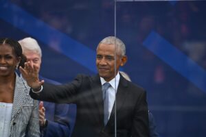Barack Obama apela a un EE.UU. “sin reyes” en la inauguración de su biblioteca en Chicago