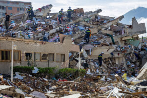 Sube a 1.943 la cifra de muertos y a 10.571 los heridos por doble terremoto en Venezuela
