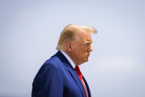 Trump afirma que el secretario de Energía de EE.UU. “está dirigiendo Venezuela”