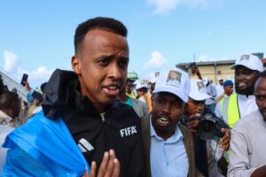 Kenia recibe y homenajea en Nairobi al árbitro somalí vetado por EEUU en el Mundial 2026