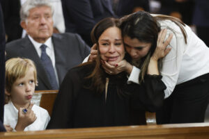 Colombia recuerda con una misa el primer aniversario de la muerte del senador Uribe Turbay