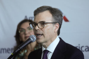 EE.UU. evalúa la principal hidroeléctrica de Venezuela para definir la ruta de modernización