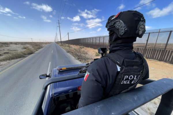 Detienen en México a presuntos traficantes de migrantes que operaban con túneles a EEUU