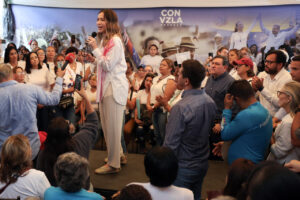 Colaboradora de Machado que regresó a Venezuela pide fecha para elecciones presidenciales