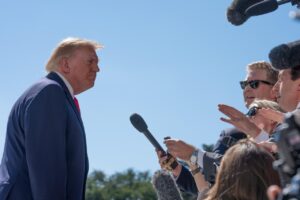 Trump dice que sigue “muy de cerca” las “importantes” elecciones presidenciales de Brasil