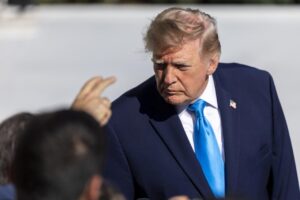 Trump dice que “todo saldrá bien” al ser preguntado si Machado debe regresar a Venezuela