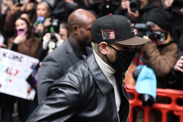 El cantante Chris Brown condenado a 8 meses de cárcel, aunque suspenden la pena por un año